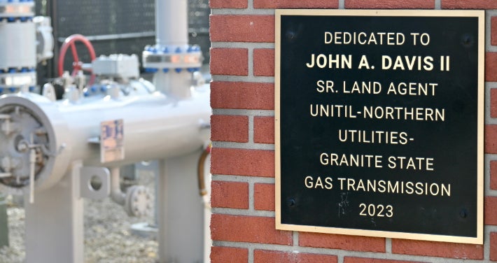 Davis Station Plaque