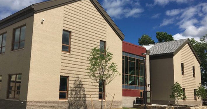 Town of Lunenburg building