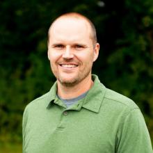 headshot of Chris Moultroup